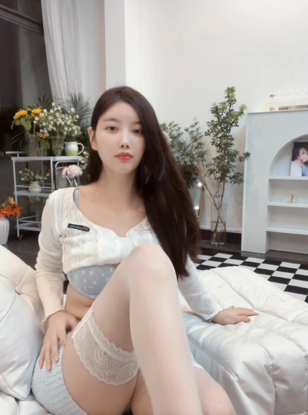 内购无水印 杨晨晨花絮视频合集 [4V-3118MB]
